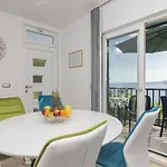 With Parking Space - Makarska - 11687 * Brela
