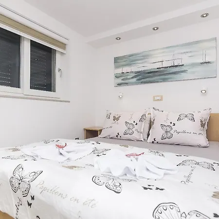 With Parking Space - Makarska - 11687 Διαμέρισμα Brela